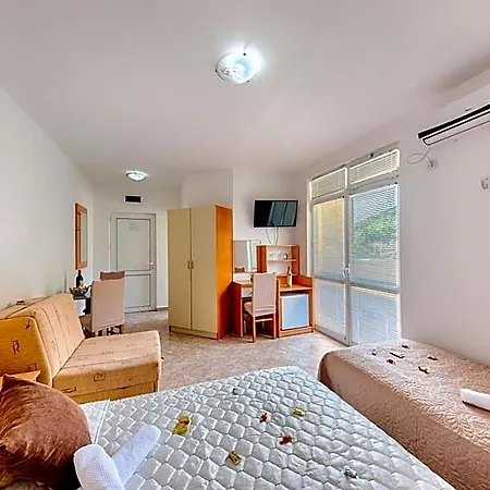 Dana Hotel